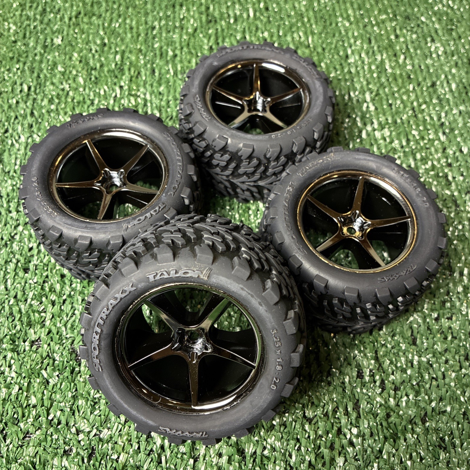 NEW TRAXXAS 1/16 E-REVO 4WD Wheels & Tires XL2.5 Set of 4