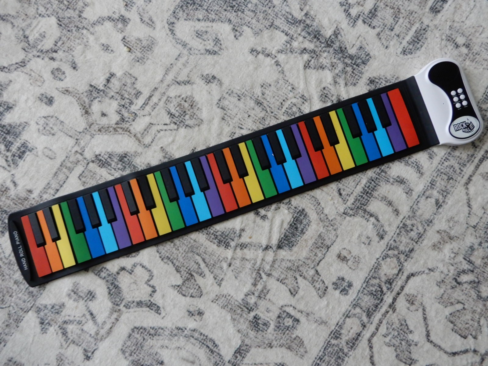 MUKIKIM Rock And Roll It - Rainbow Flexible Roll-Up Piano
