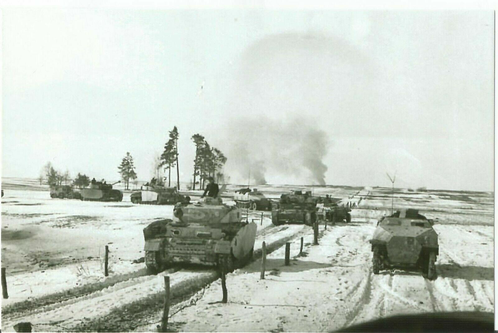 WW II German Photo ----    Panzer Tanks. -. Eastern Front