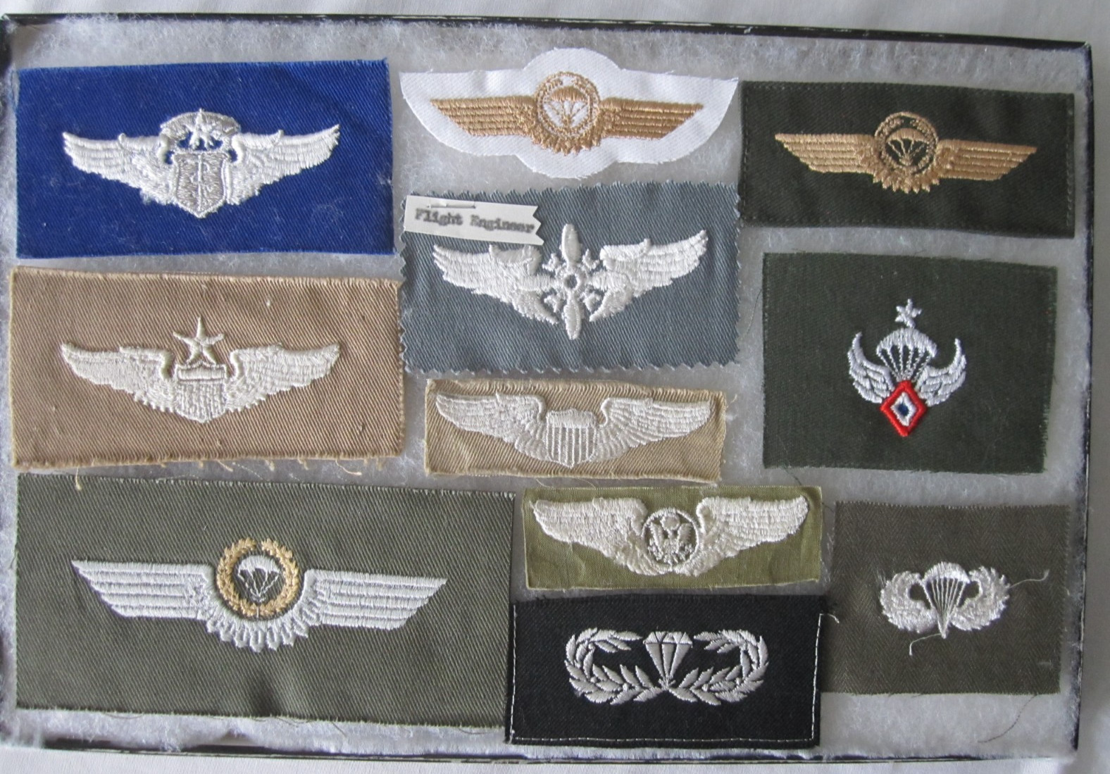 Original WW2 US Army Air Forces USAAF Cloth Badges Pilot Wings Aircrew WingsCase
