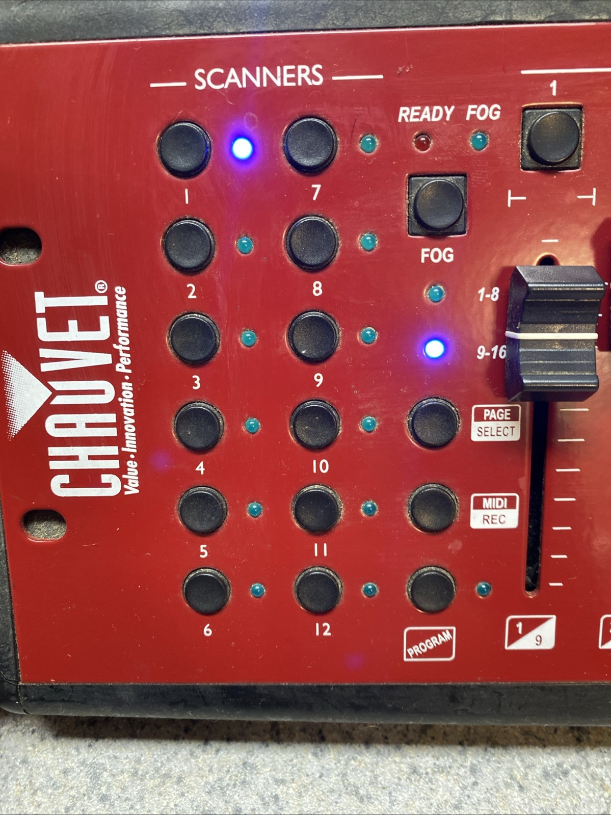 Chauvet DMX-55 Lighting Controller Mixing Desk With MIDI. Rack Mount Powers Up