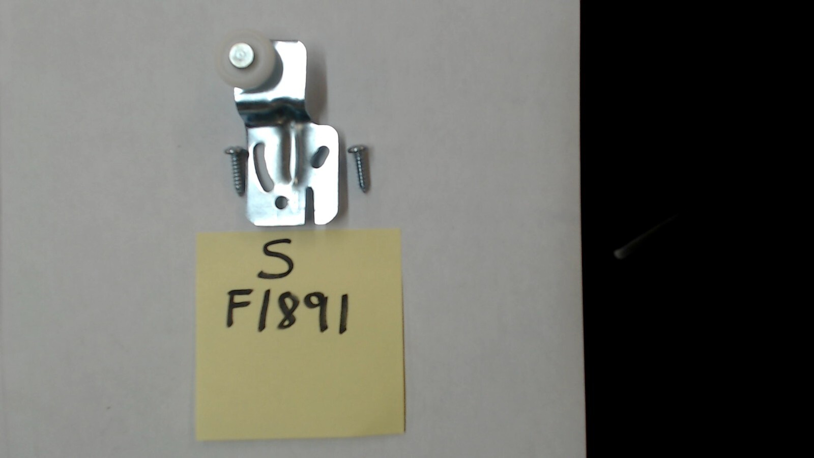 Sliding Door 1/2 inch offset 7/8 wheel side mount hanger-Lot of 2