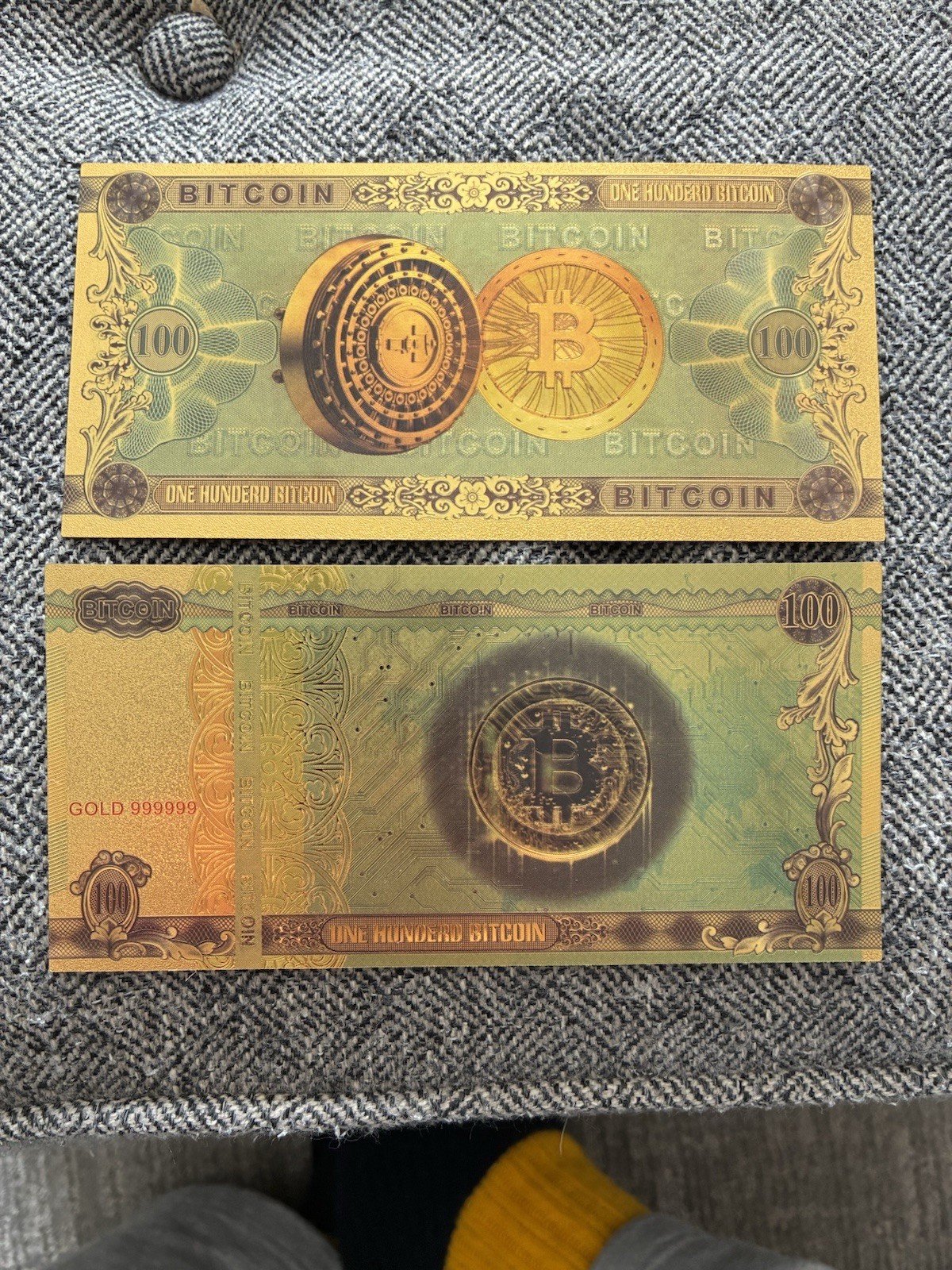 100 BITCOIN Gold Foil Fantasy Banknote – Fun Gift – FREE SHIPPING