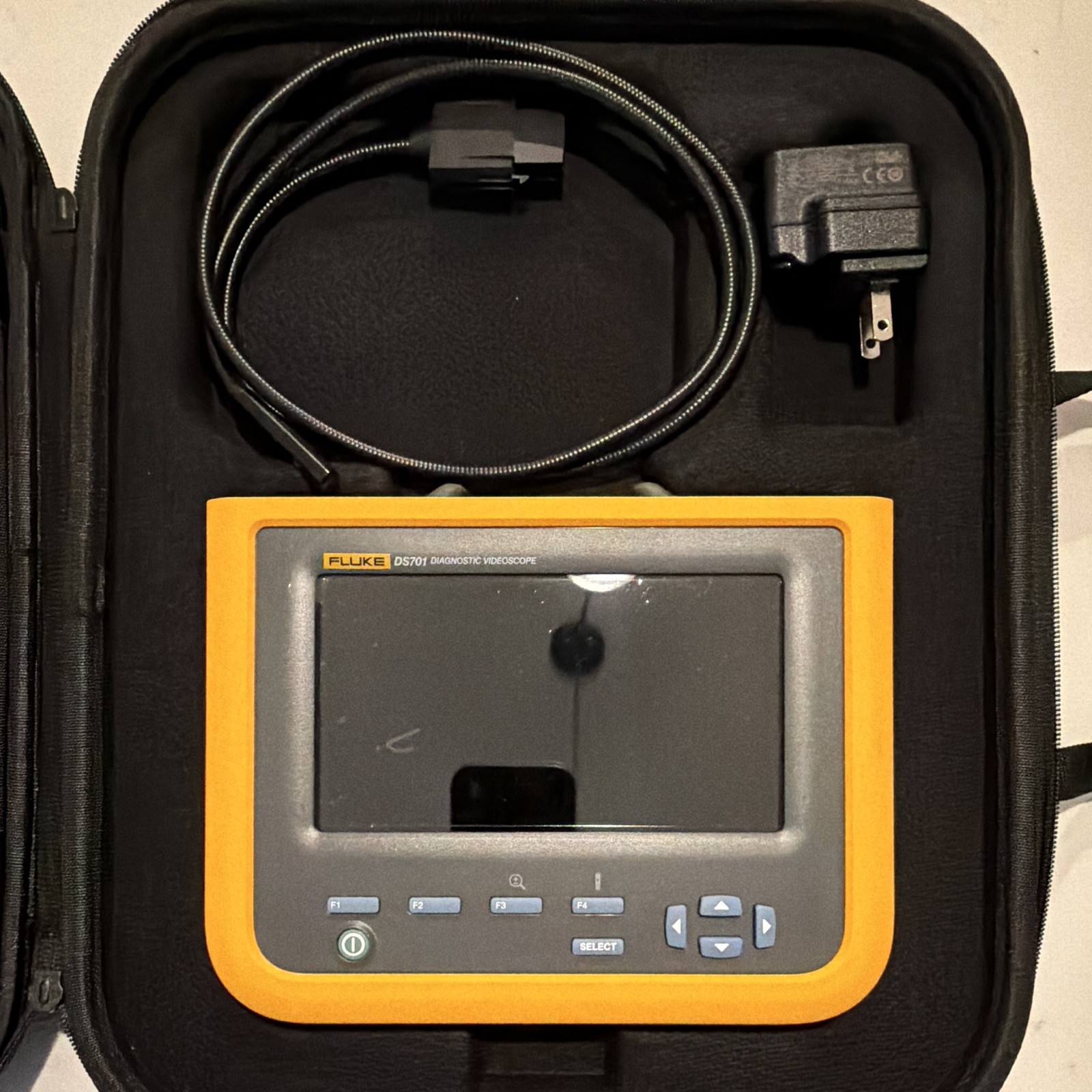 Fluke DS701 Diagnostic Videoscope Inspection Camera 1.2m 8.5mm w/ Case