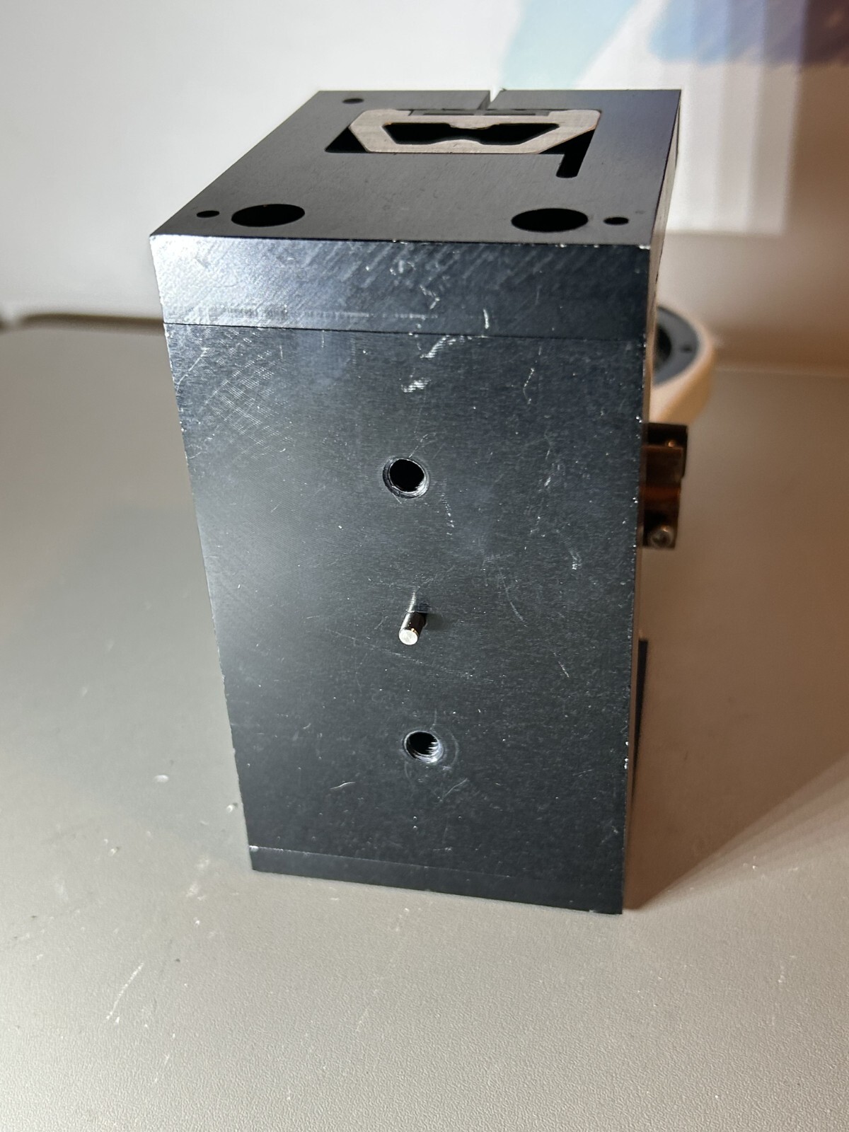 Leica Microscope Body Carrier - No focus knobs