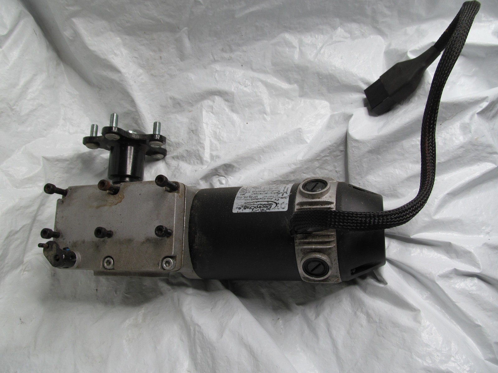 Right Motor from Quantum Q6 Edge Wheelchair