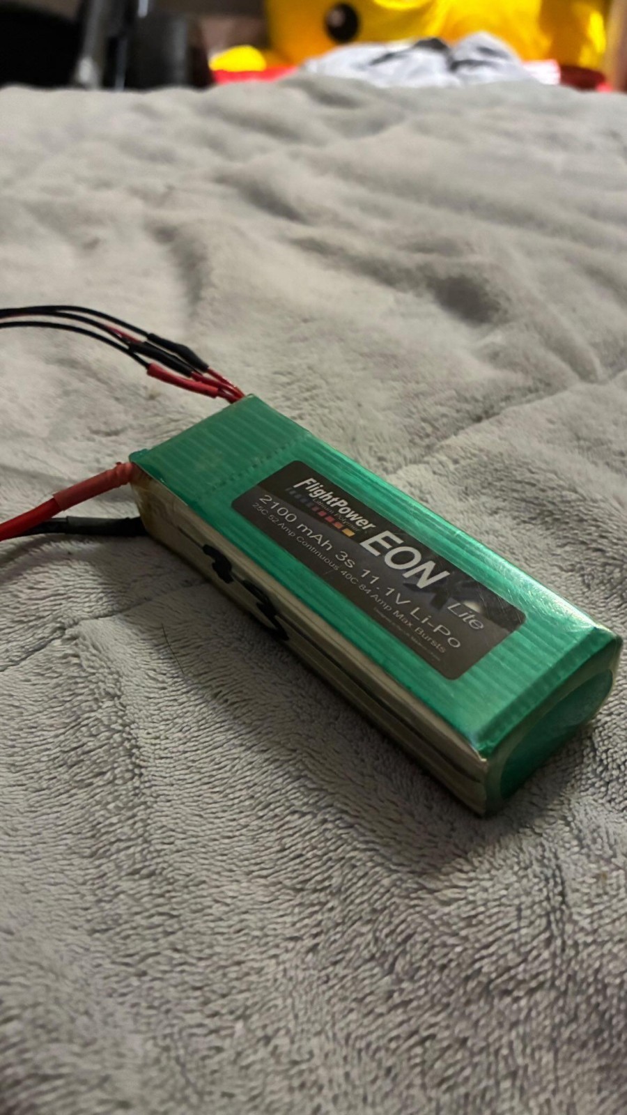 BRUSHLESS ECS FLIGHT POWER 30A 2-4S 2A LINEAR BEC. 2100mAh 3S 11.1V Li-Po Pack