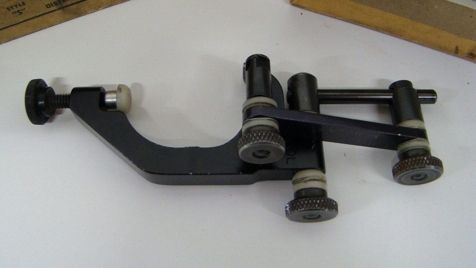Indicol No. 178 Universal Indicator Holder, Bridgeport “J” Head Size
