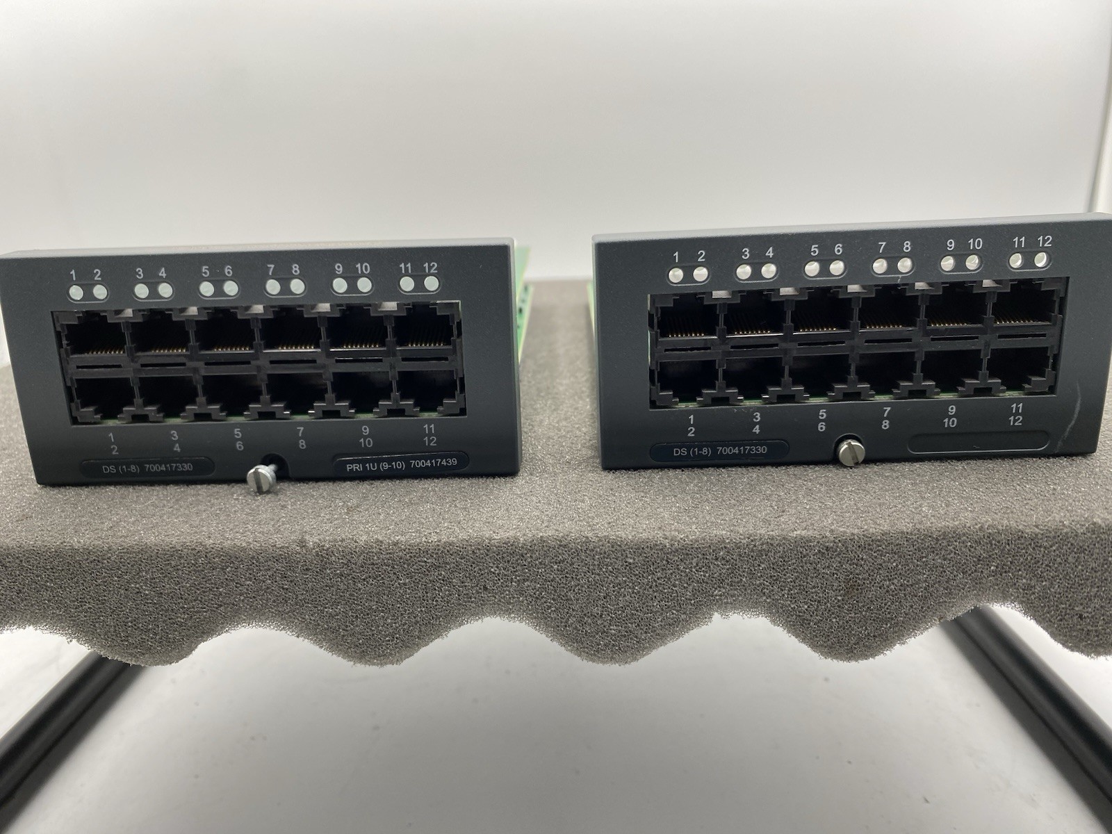 Lot of 2 Avaya IP office 500 IPO500 DS8 Card 1-8 700417330