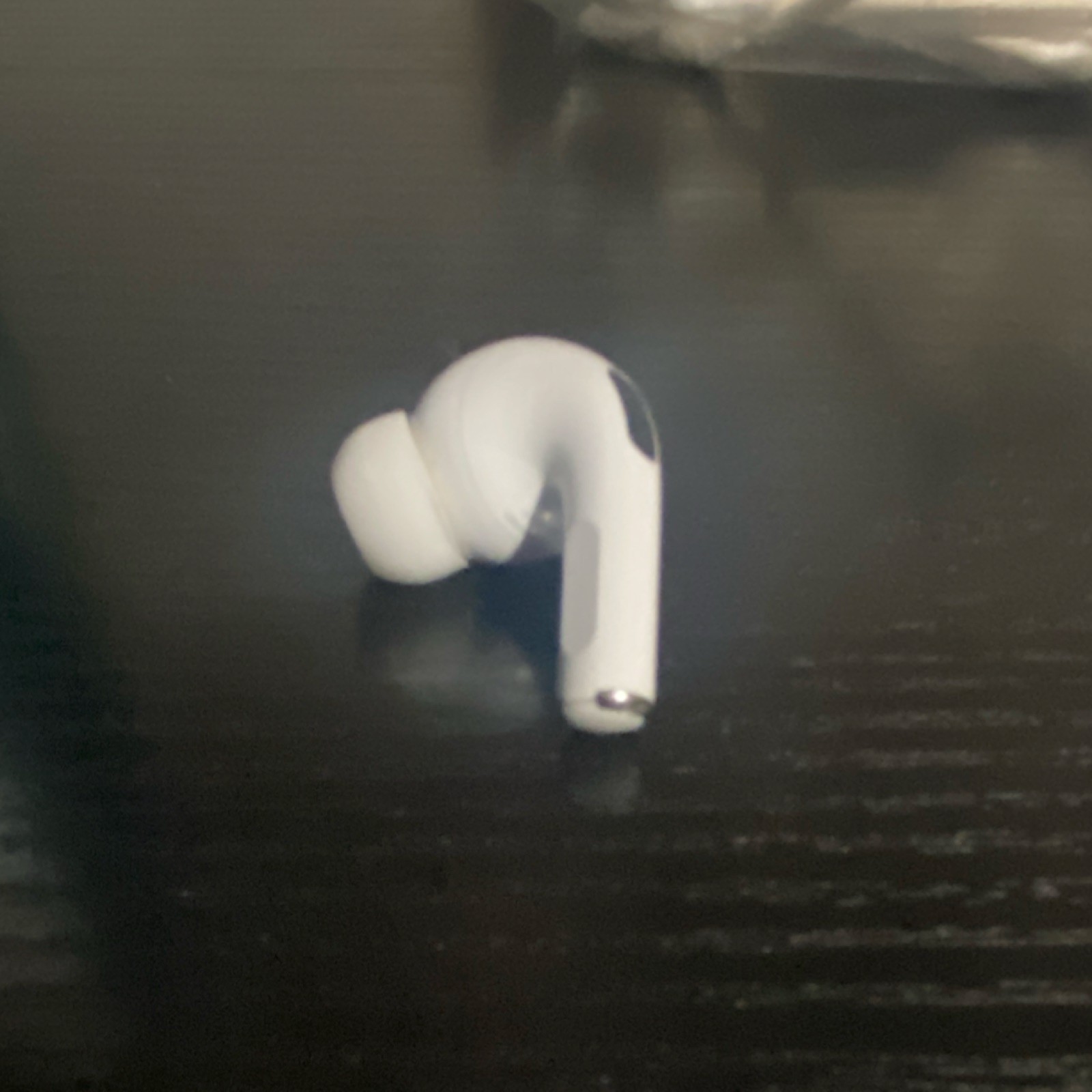 Apple Replacement left Earbud for AirPods Pro White