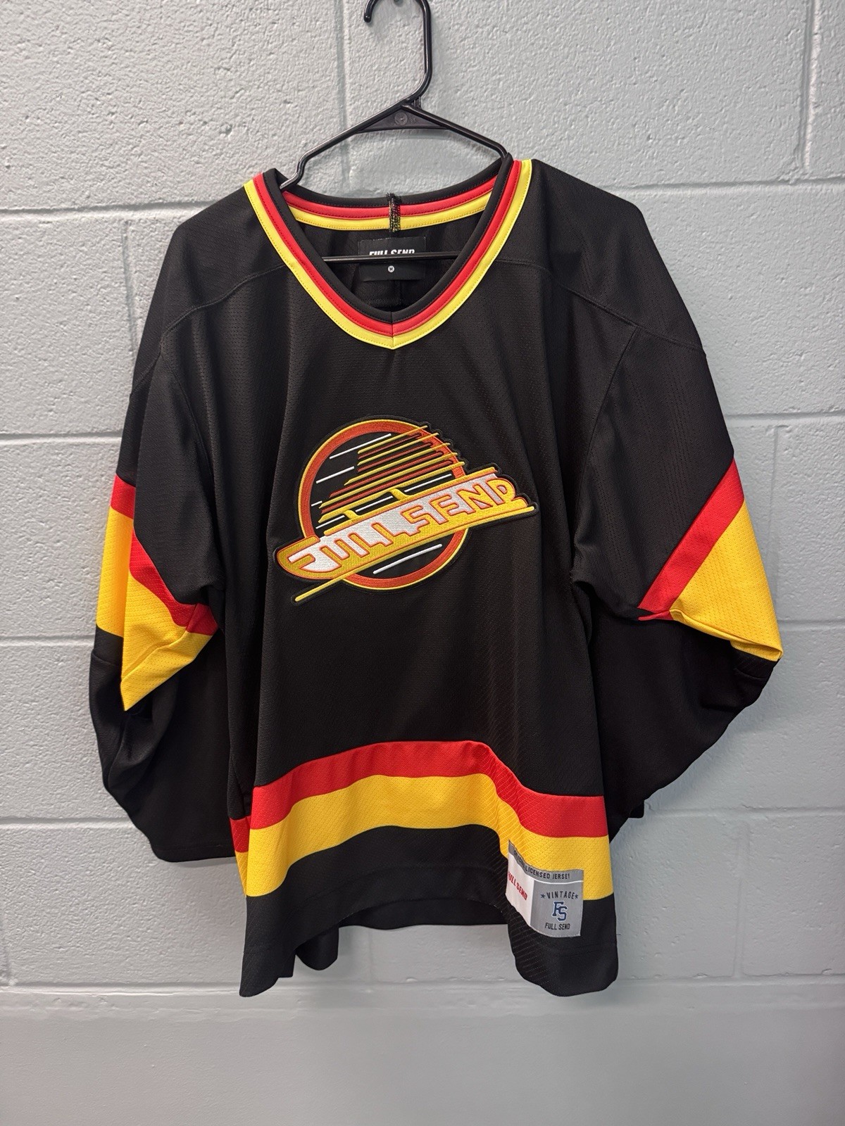 Full Send Nelk Boys Hockey Jersey Mens Medium Black Vancouver Canucks Style FS