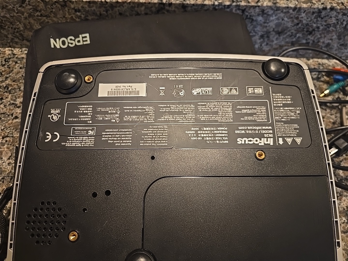 InFocus IN26+ W260 DLP Projector