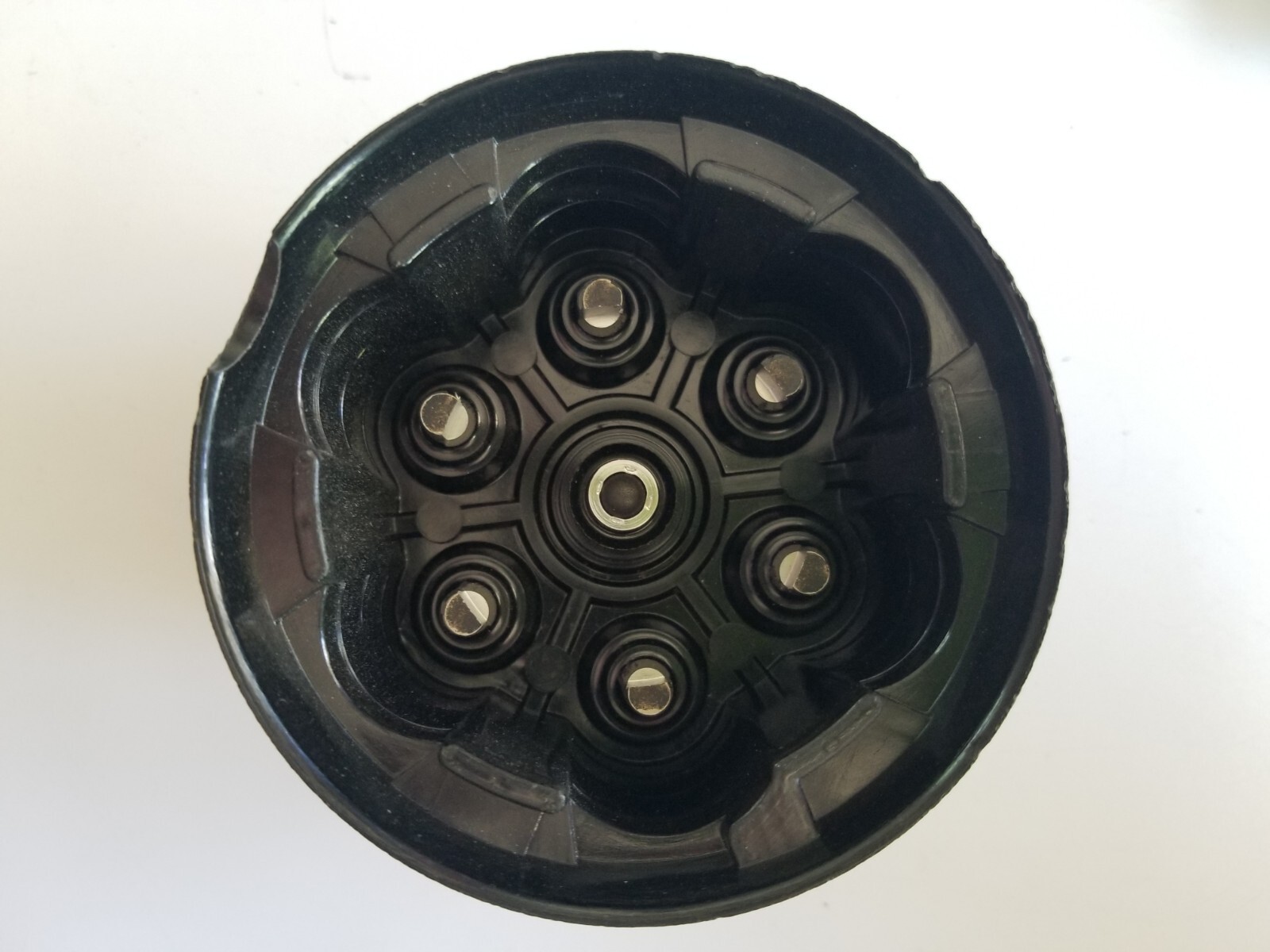 Carquest IH-444 Distributor Cap
