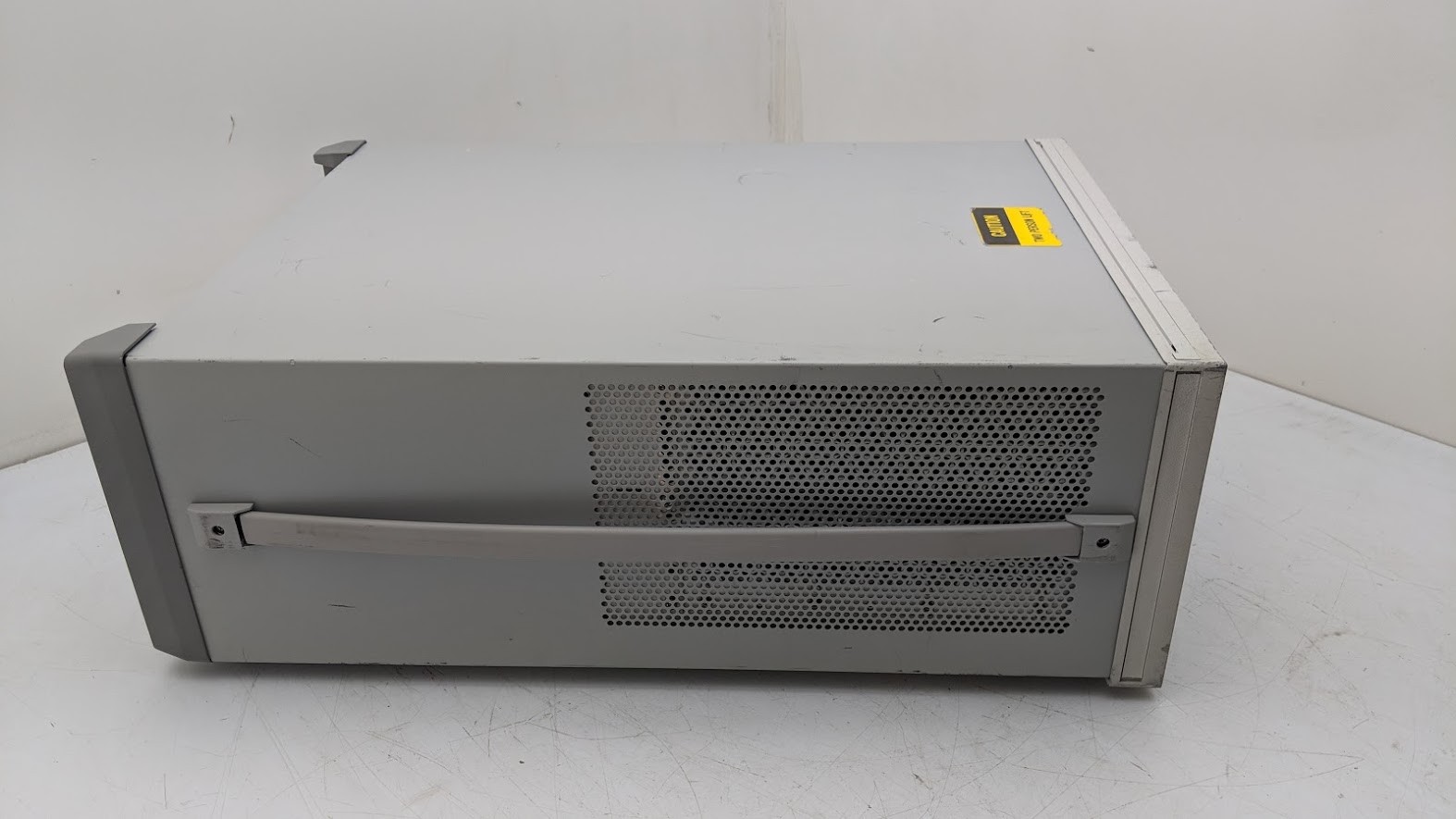 Agilent E5515C 8960 Series 10 Wireless Comm Test Set Pattern Generator 002 003