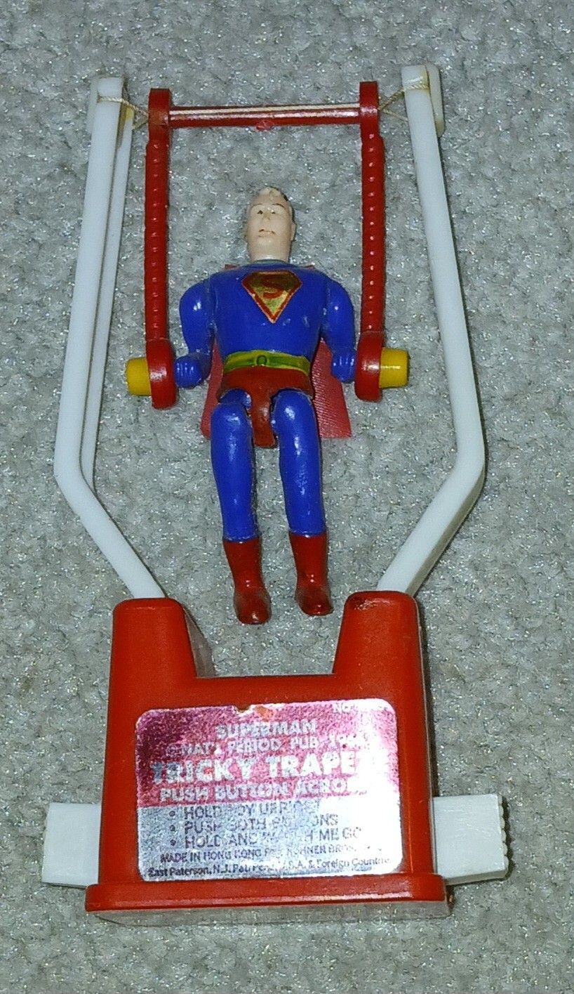 1966 SUPERMAN TRICKY TRAPEZE - Kohner Nice