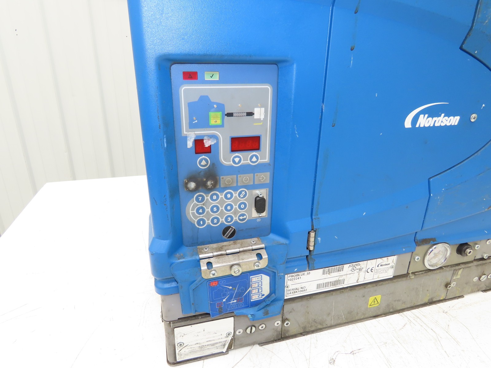 Nordson ProBlue 10 Hot Melt Glue Machine 480VAC 3Ph w/1039841 Transformer Base