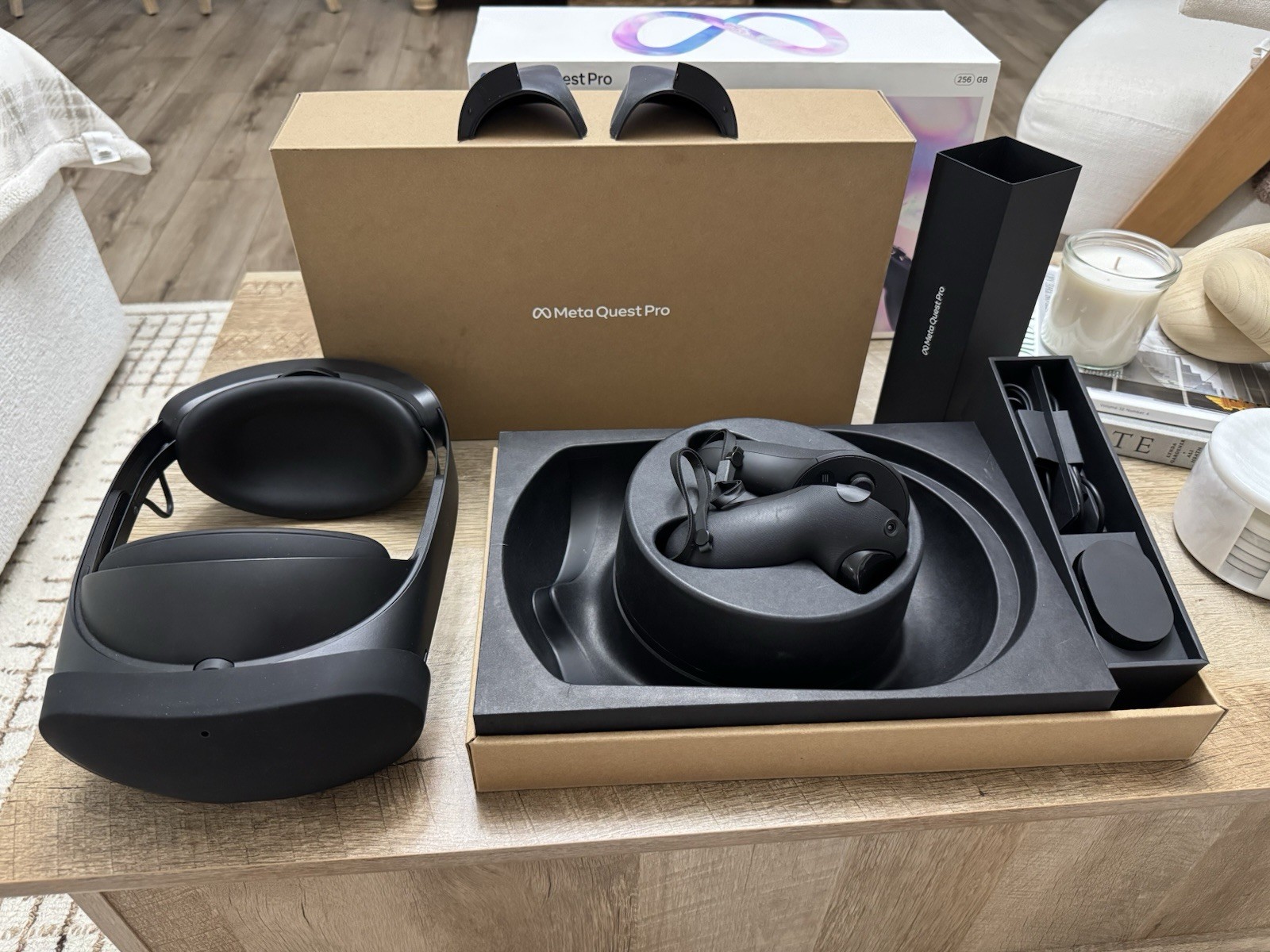 Meta Quest Pro 256GB VR Headset – Good Condition – Free Fast Shipping