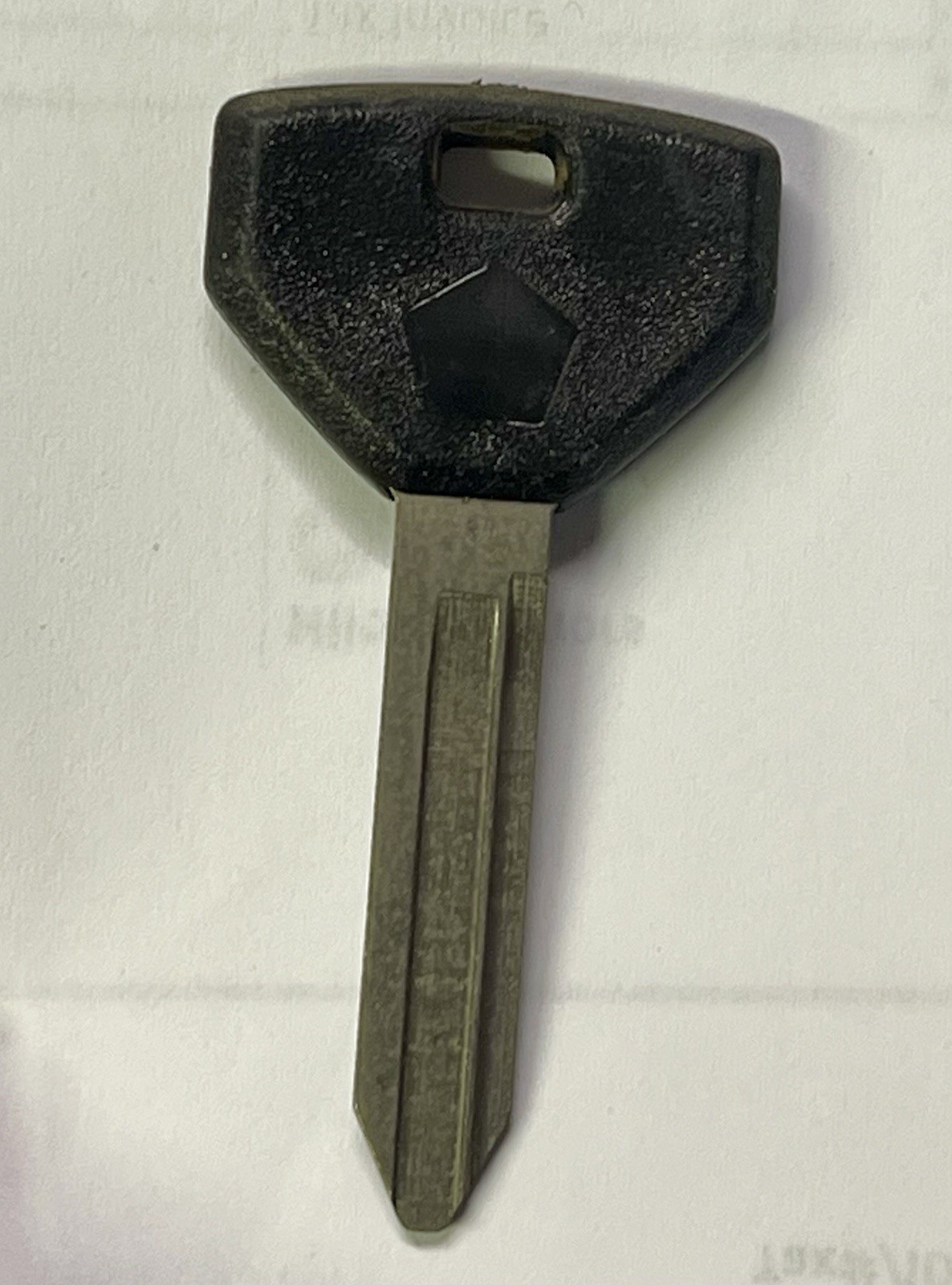 UNCUT DODGE PLYMOUTH CHRYSLER JEEP CARAVAN VOYAGER PENTASTAR NOS KEY BLANK Y155