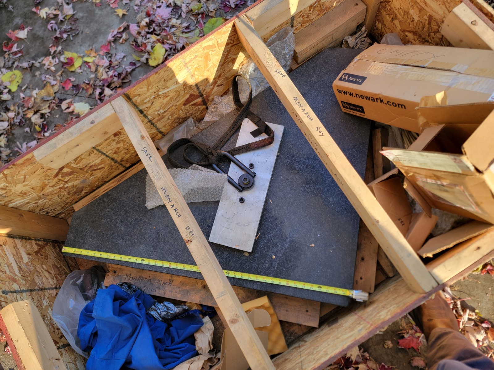 40"x36"x5" Granite Square w/Wood Storage Crate