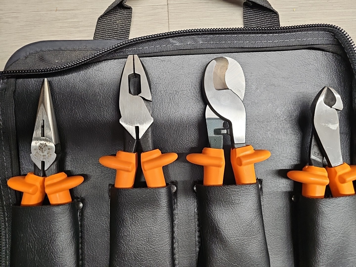 Klein Tools 33536, 8 piece Insulated Tool Kit