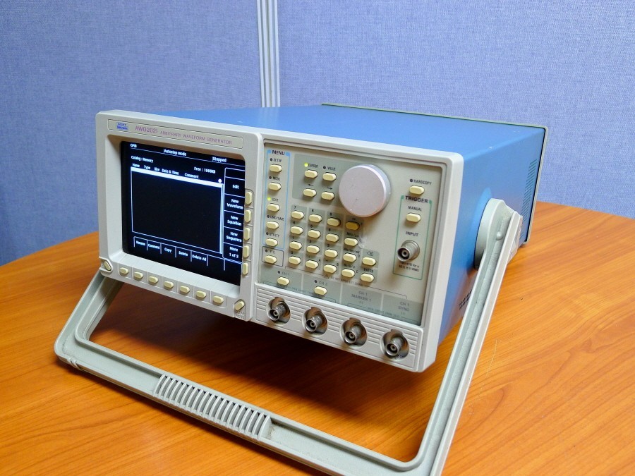 Sony Tektronix AWG2021 2CH. Arbitrary Waveform Generator