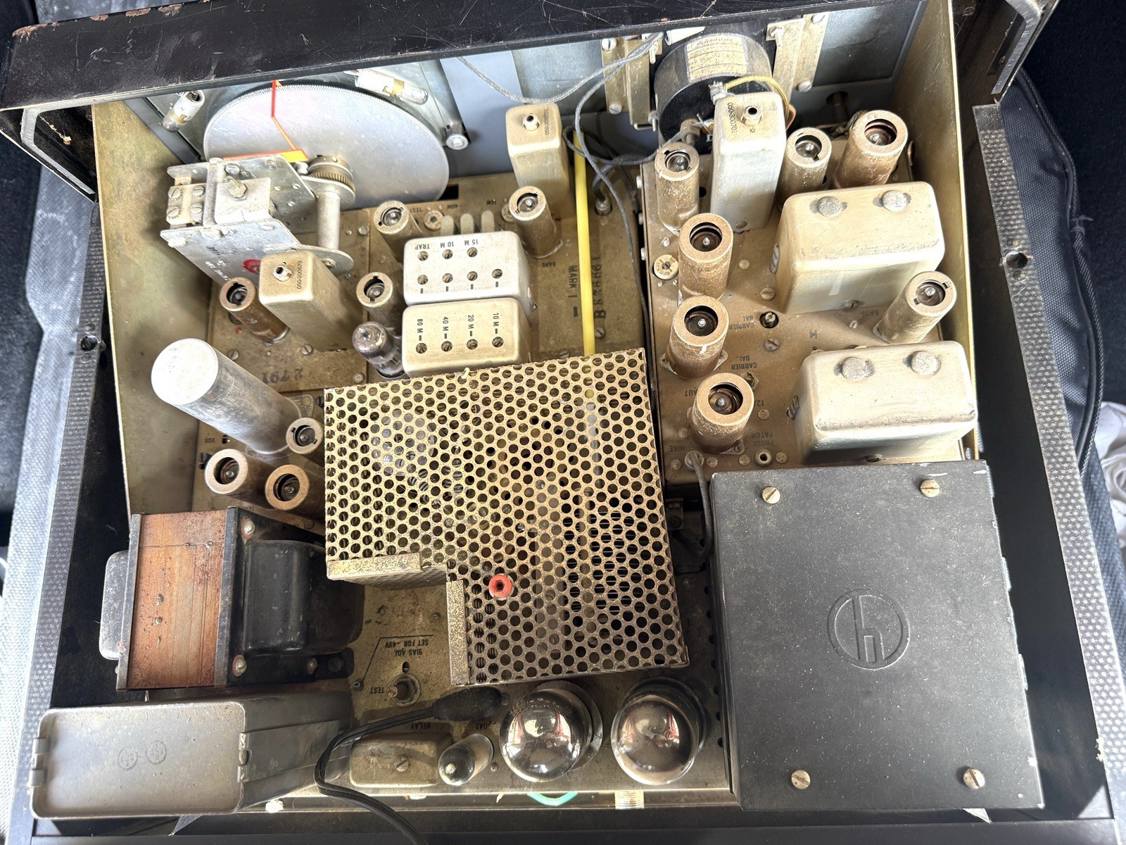 Halicrafters HT-32A Radio Transmitter Ham Amateur Radio For repair