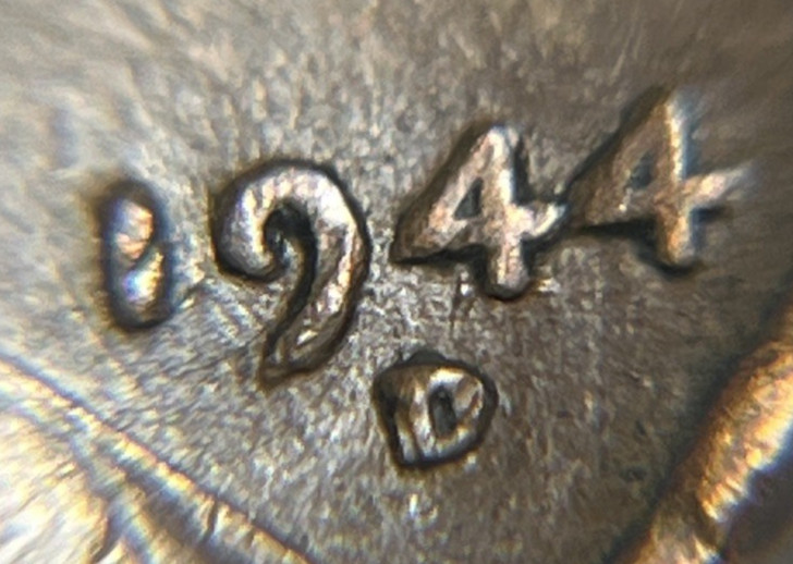 1944 D Wheat Penny Error 4 Touching 4 Date Error