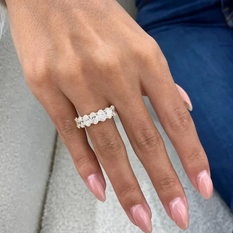 Oval Cut 3.20 Ct White Moissanite Prong Setting Wedding Engagement Ring