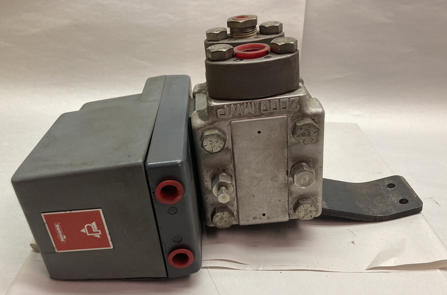 Moore,20508-6/4MI,Cell Differential Pressure Transmitter 20psi supply 3-15psi