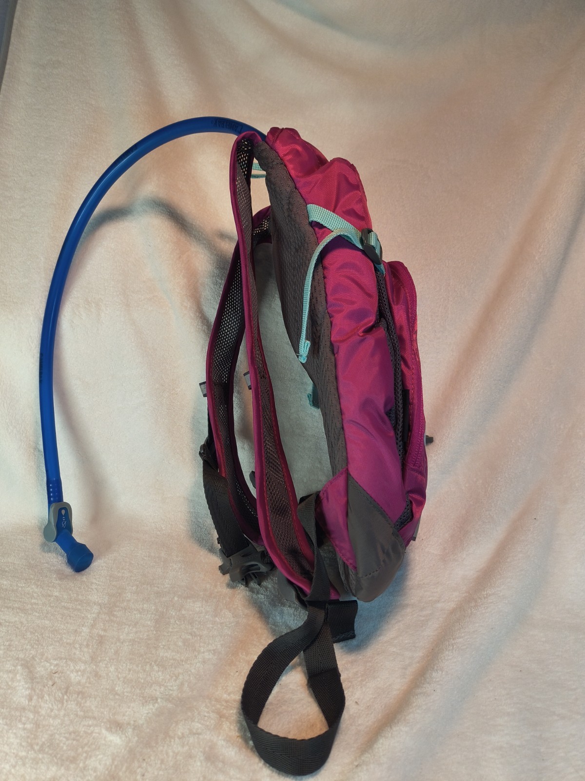 Camelbak Mini Mule M.U.L.E. Kids Pink Hydration Backpack With Bladder