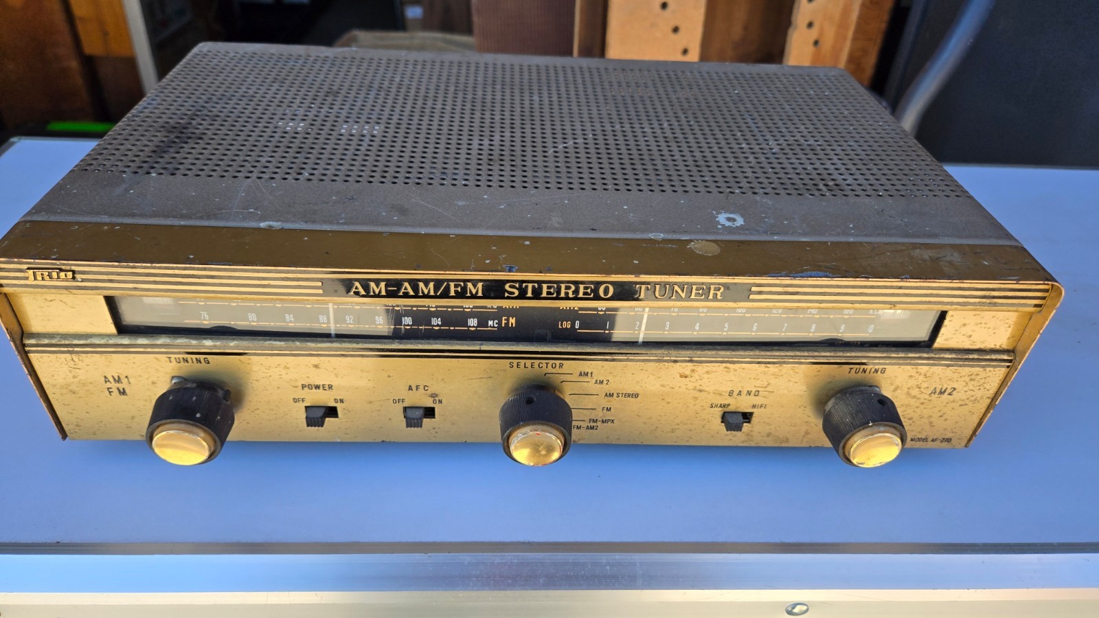 Trio AF-270 AM/FM Stereo Tuner Vintage Vacuum Tube Radio For Parts OR Repair
