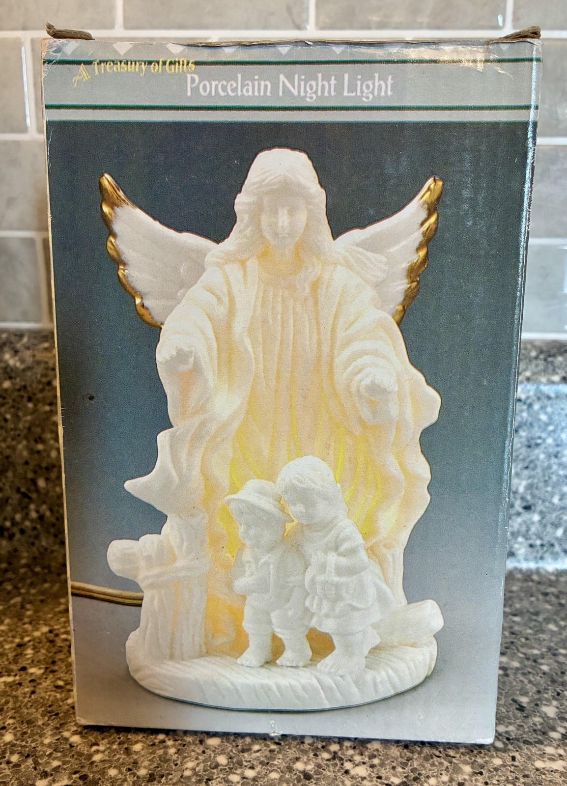 Vintage 1996 Artmark Porcelain Night Light Guardian Angel Protecting Children 7”