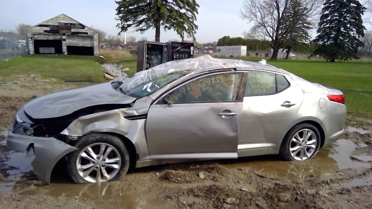 Passenger Tail Light EX Quarter Panel Mounted Fits 11-13 OPTIMA 4545908