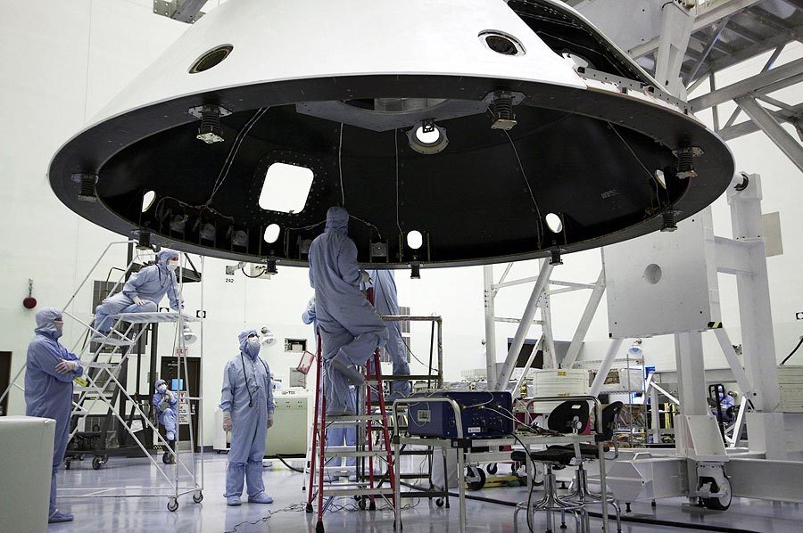 TECHNICIANS WITH BACKSHELL FOR MARS SCIENCE LAB 8x12 GLOSSY PHOTO PRINT