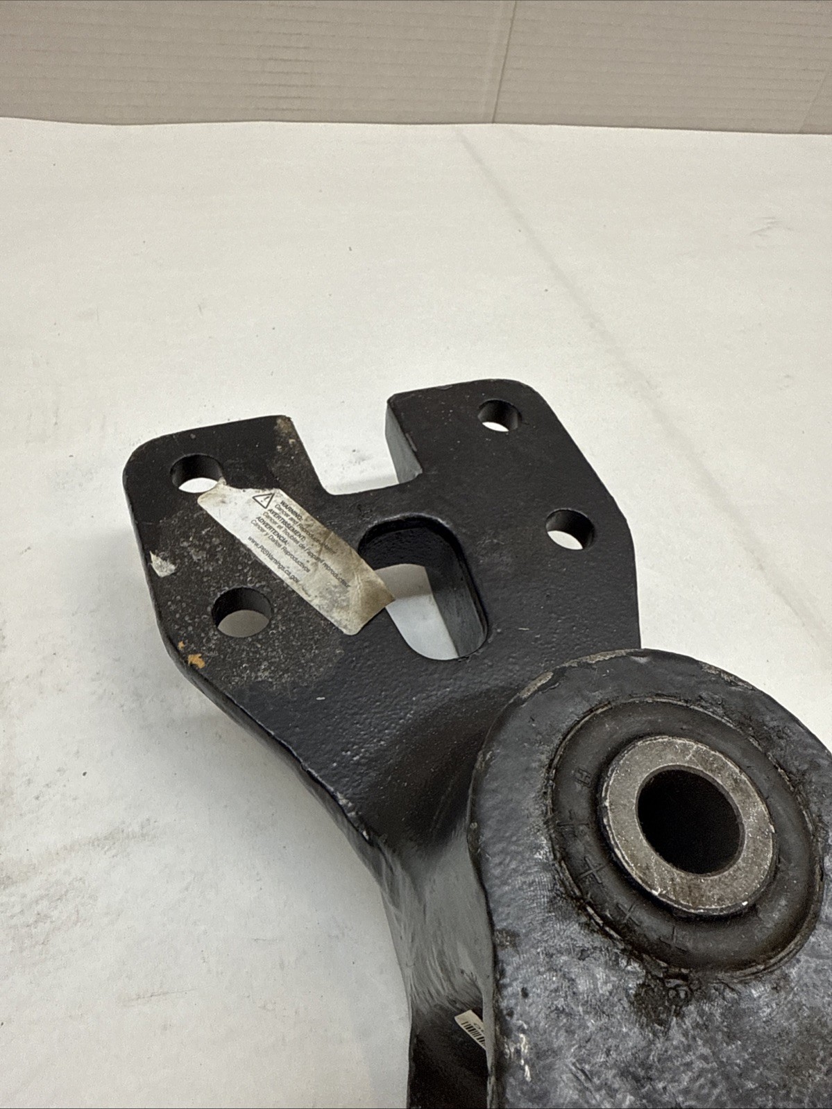 Hendrickson SHACKLE BRACKET- BUSHING ASSY 066510-001
