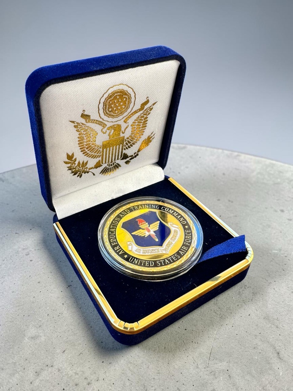 U S AIR FORCE Air Education & Training Command Challenge Coin in Velvet Case