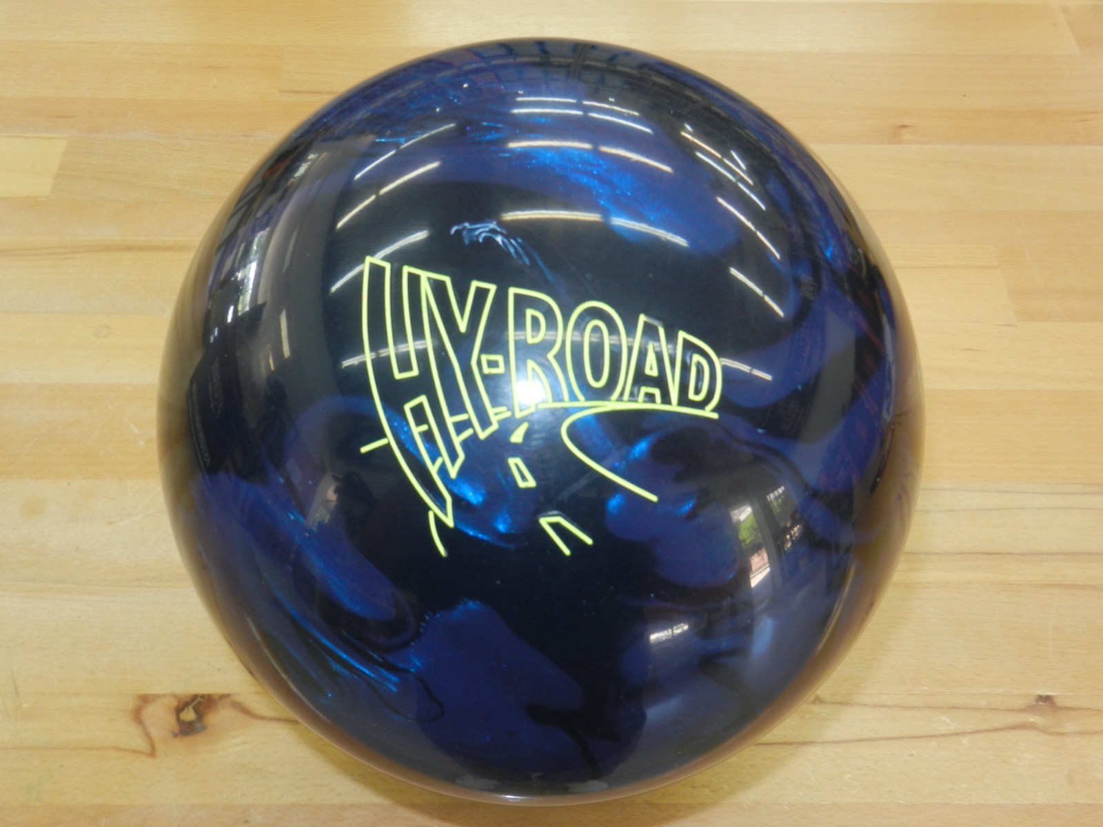 NIB 12# Storm Hyroad Bowling Ball w/Specs of 12.2/3-3.5" Pin/2.42oz TW