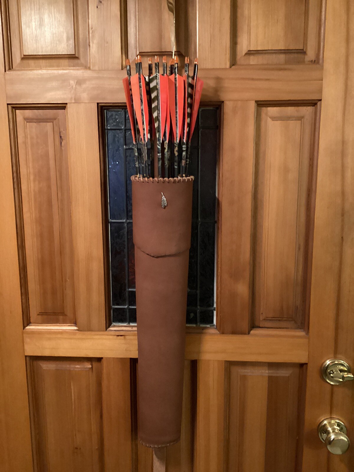 CUSTOM HANDMADE TRADITIONAL ARCHERY BACK QUIVER