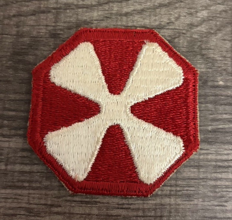 Vintage WWII U.S. 8th Army Shoulder Red And White Patch SSI
