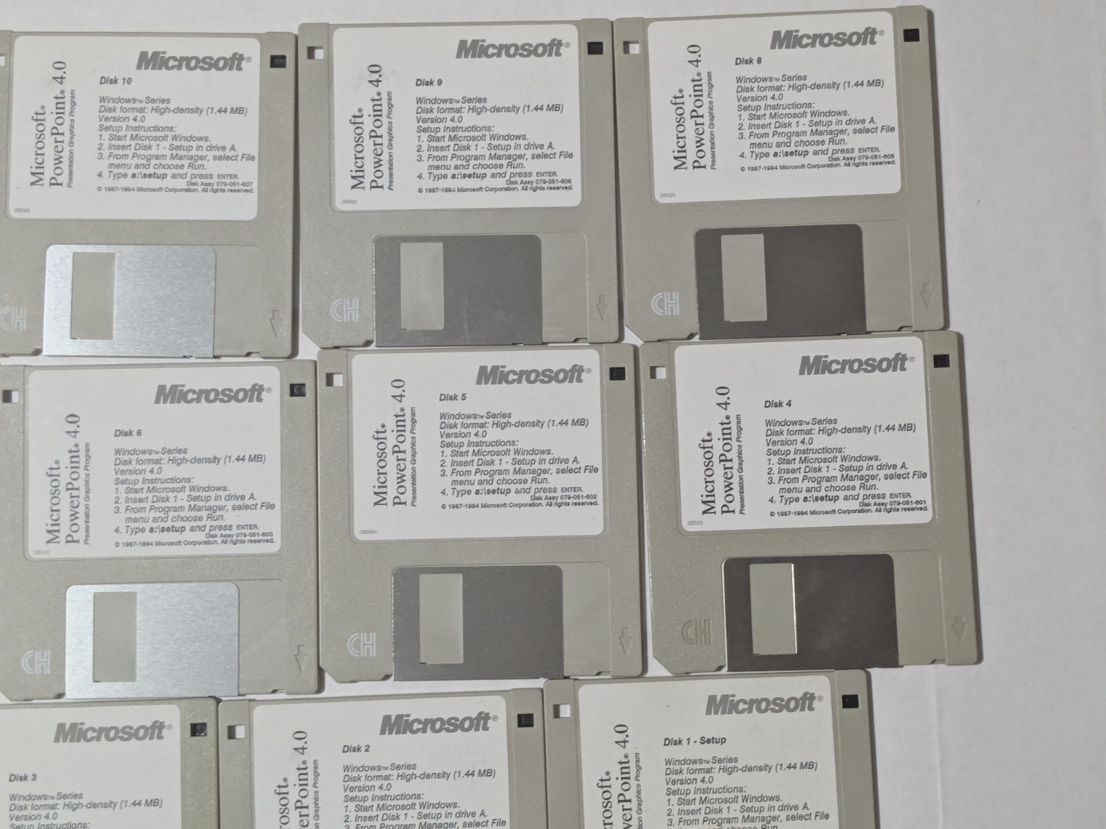 Microsoft PowerPoint 4.0 Floppy Disks Vintage Software PC / Used / 11 discs