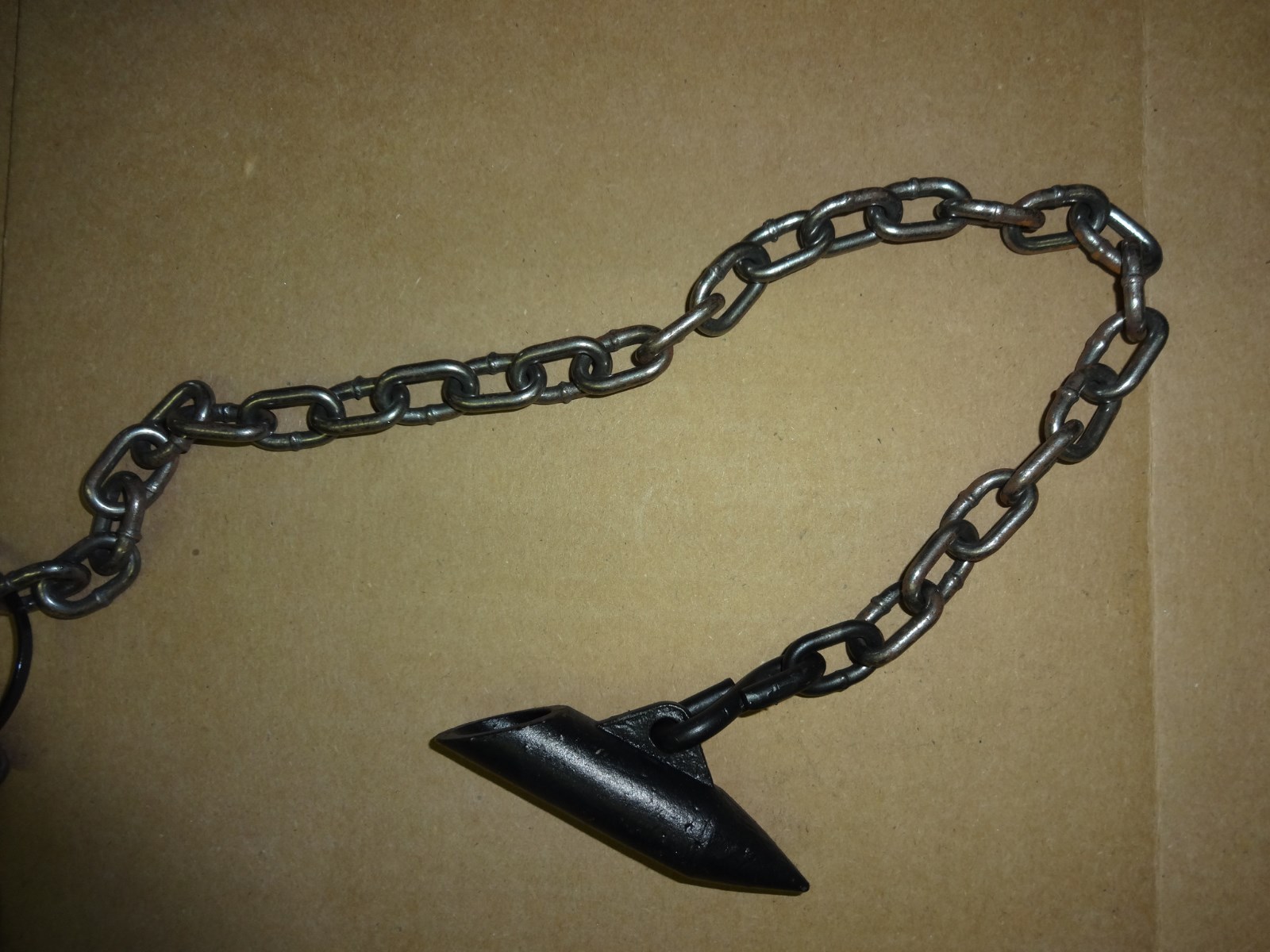 1 DOZEN (12) CHAINED SUPER STAKES 16" LONG WELDED S HOOK TRAPPING