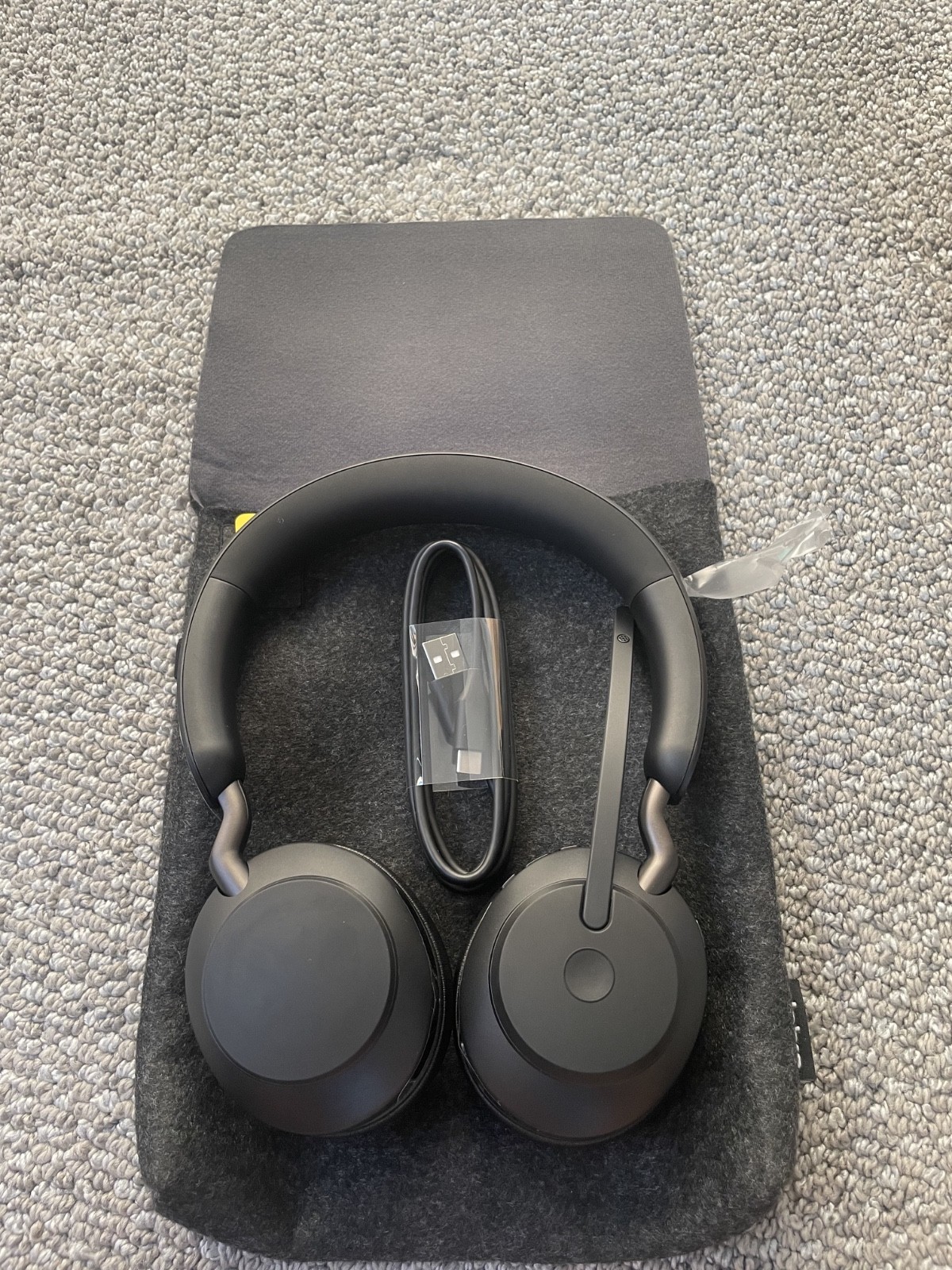 Jabra Evolve2 65 Stereo Wireless Headset (MS Teams, USB-A) - Black