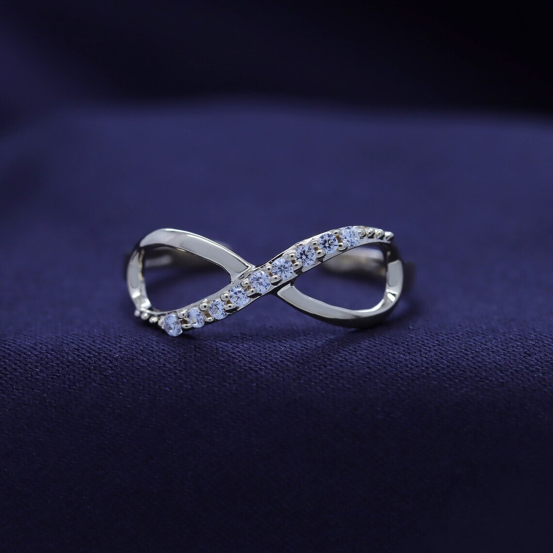 0.09 CT Round Cut EF VS/SI Lab Grown Diamond Infinity Toe Rings 14K White Gold