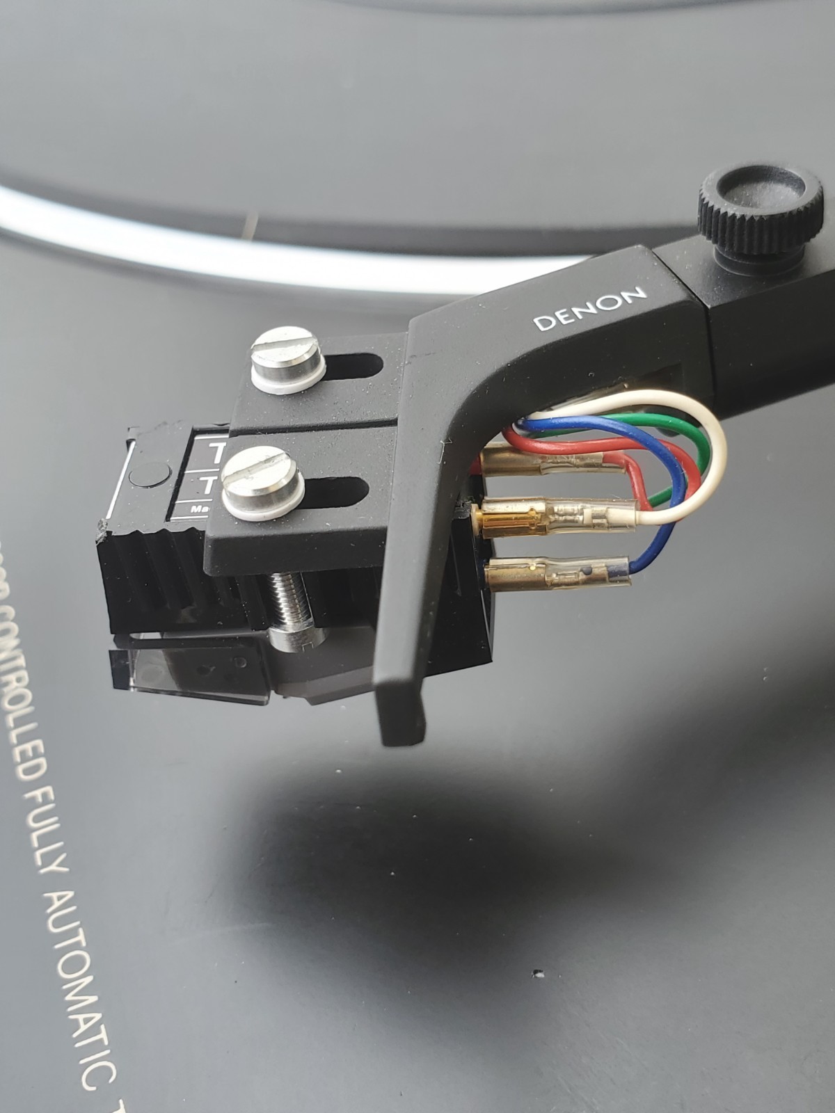 Denon Turntable Quartz DP-23F Micro Processor Fully Automatic Turntable System