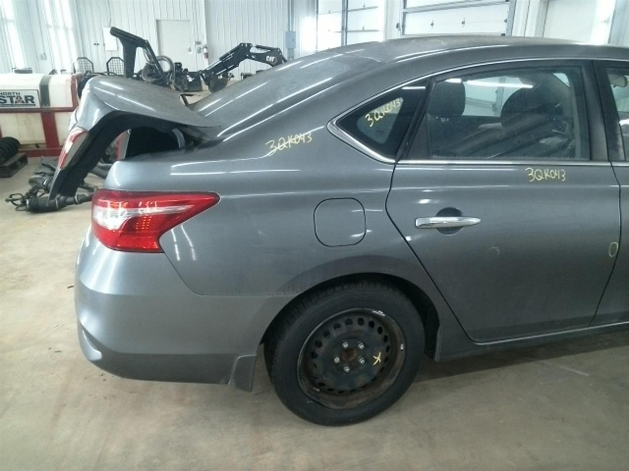 Passenger Right Front Spindle/Knuckle Fits 11-25 LEAF 104727338
