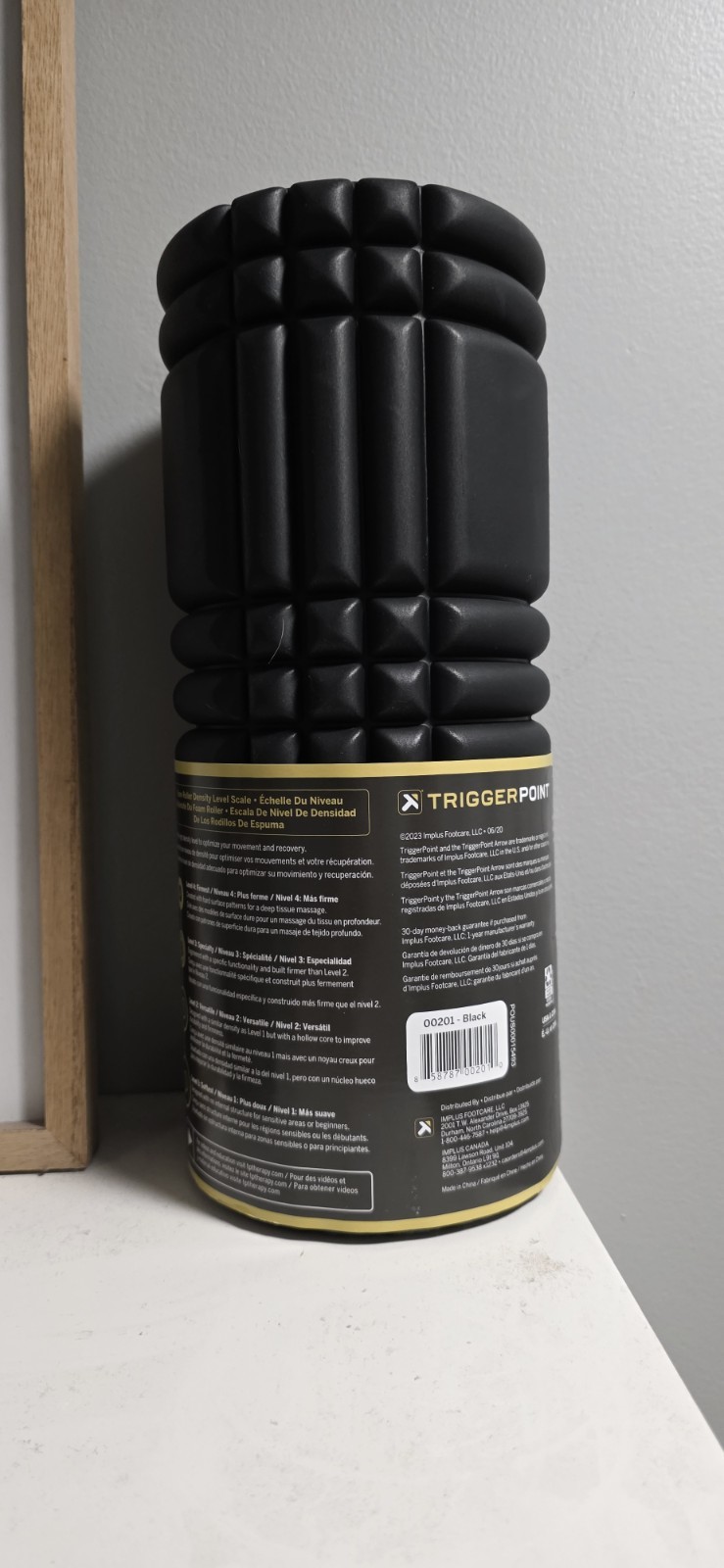 TriggerPoint GRID 1.0 Foam Roller: Deep Tissue Massage & Recovery Tight Muscles