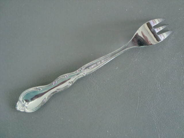 Youth size Fork NEW Supreme by Towle