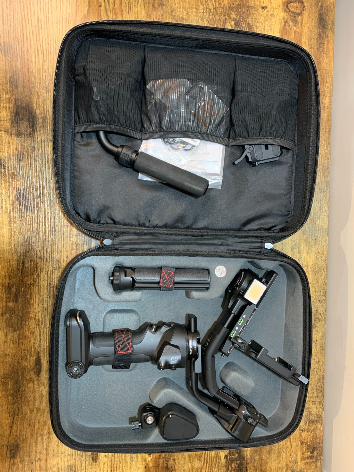 ZHIYUN Crane 4 Combo, 3-Axis Gimbal Stabilizer, for DSLR and Mirrorless Camera