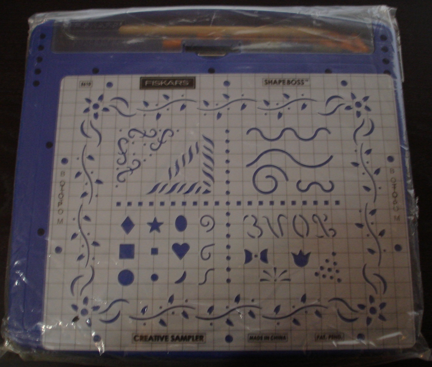 FISKARS, SHAPEBOSS The Ultimate Embossing System