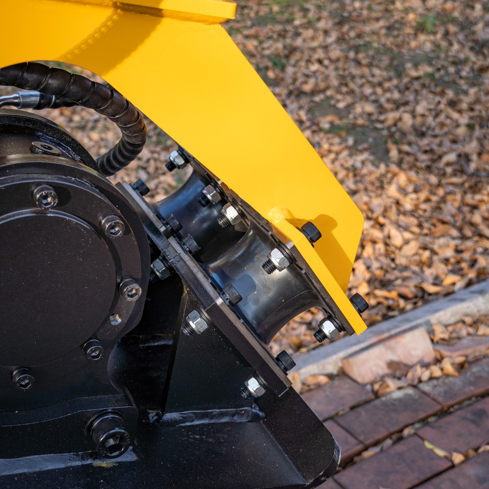 Heavy Duty Hydraulic Compactor Attachment Ft With 1-2 Ton TYPHON Mini Excavators